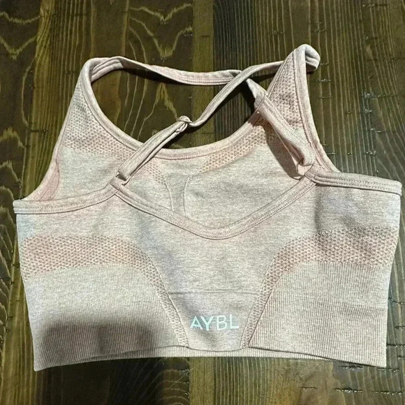 ABYL MOTION SEAMLESS SPORTS BRA SIZE SMALL (light orange) NWOT - Picture 3 of 4